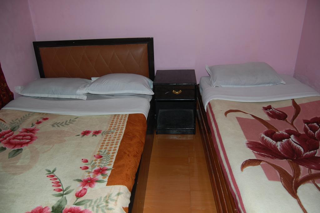 Siddhartha Guest House Rummindei Bagian luar foto